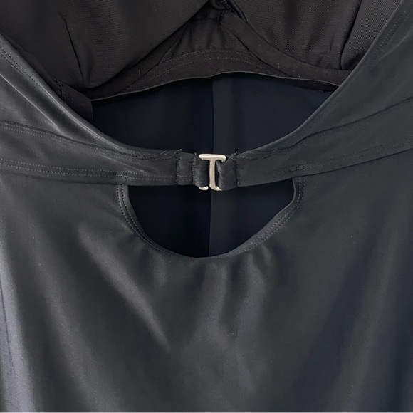 Athleta Tara Black Halter Swim Dress Size 34 D/DD - Picture 8 of 15